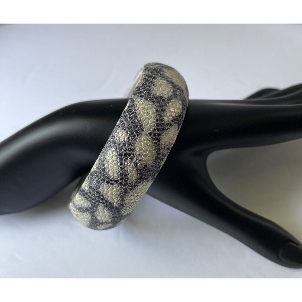 Chunky Bangle Bracelet Reptile Texture Print